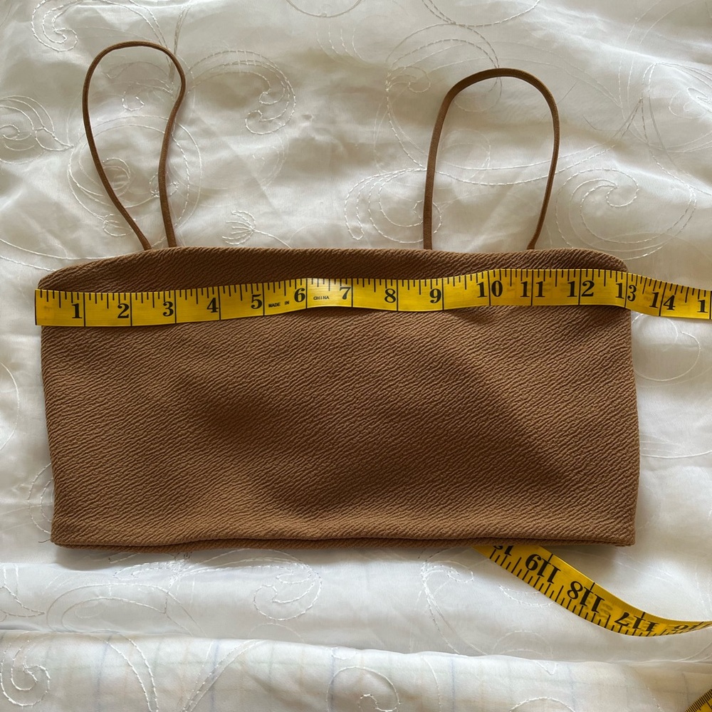 Boohoo Size 4 Sleeveless Tan Crop Top - Picture 4 of 7